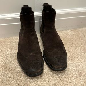 Tod’s Chelsea Boots